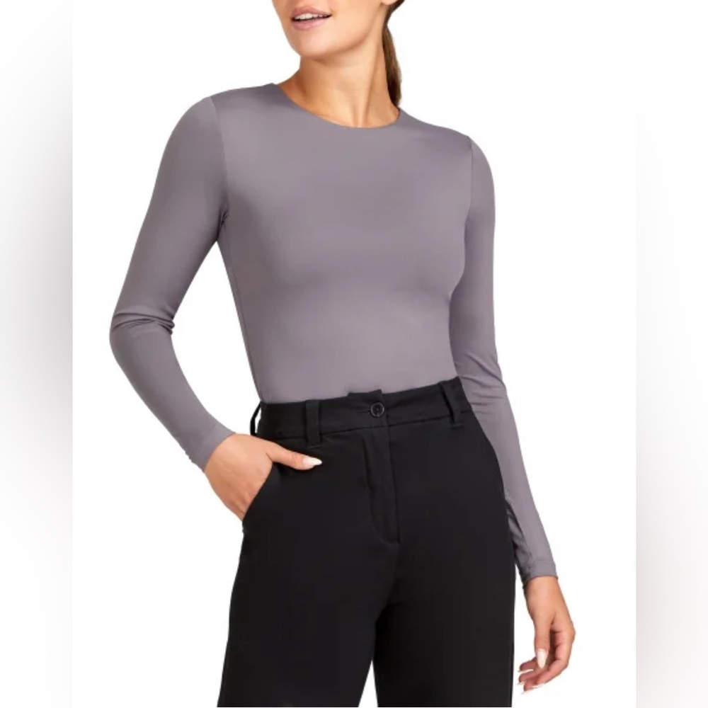 Frank & Oak Women's Long Sleeve Crewneck Top in Light Gray